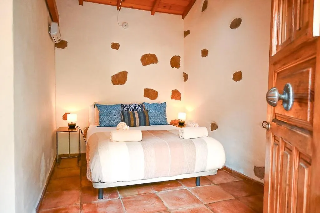 Casa Rural Chamorga - Pension - Guesthouse - Santa-Cruz de Ténérife