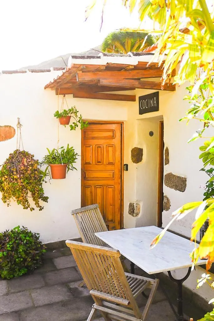 Casa Rural Chamorga - Pension - Guesthouse - Santa-Cruz de Ténérife
